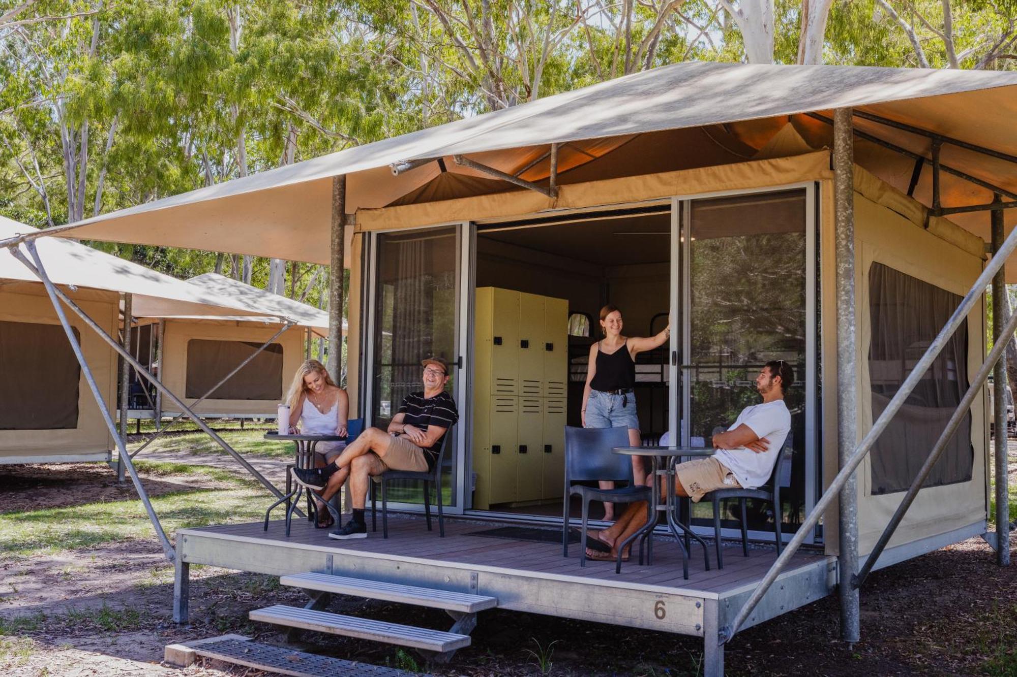 Kangarooms Noosa Everglades Cootharaba Exterior photo